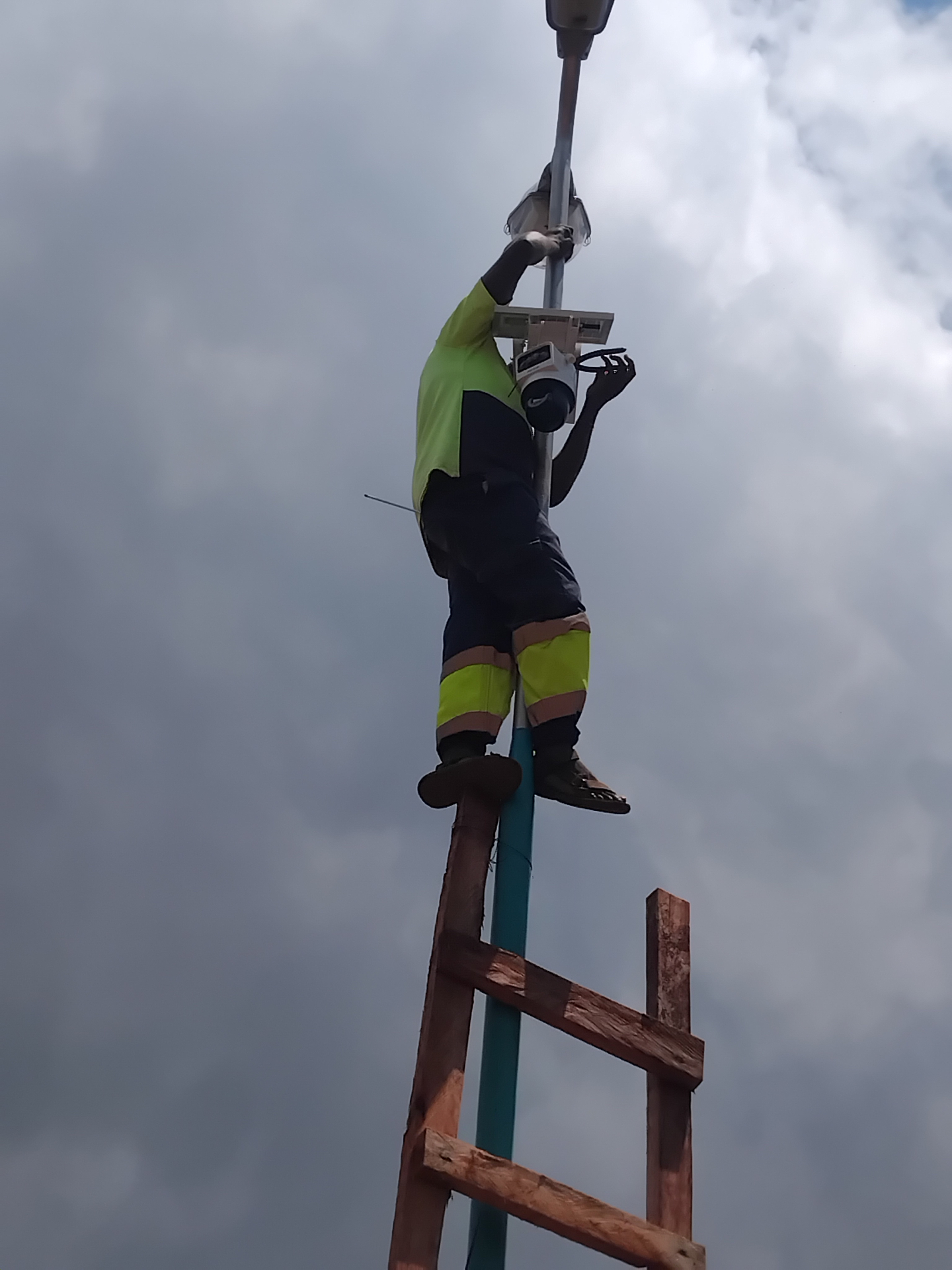 Pole Camera Installation